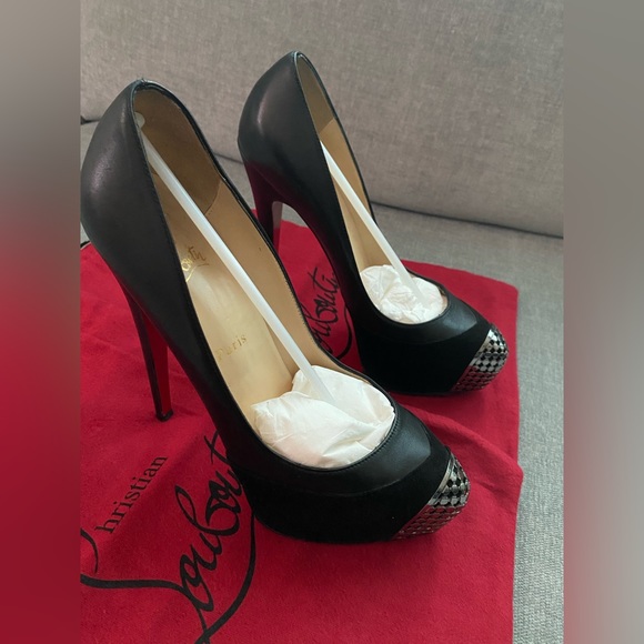 Christian Louboutin Black Leather/Suede Maggie Pumps 38.5 - Picture 13 of 16